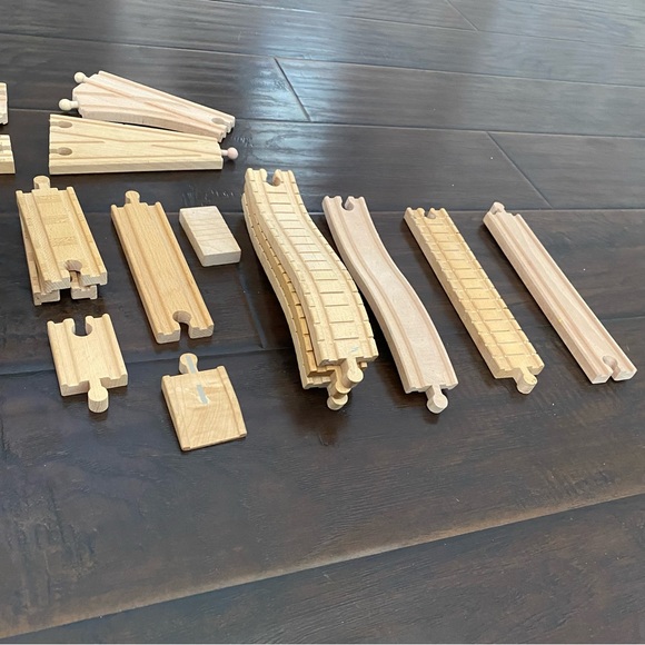 Thomas & Friends Wooden Railway Track 53 Pieces - Picture 3 of 7